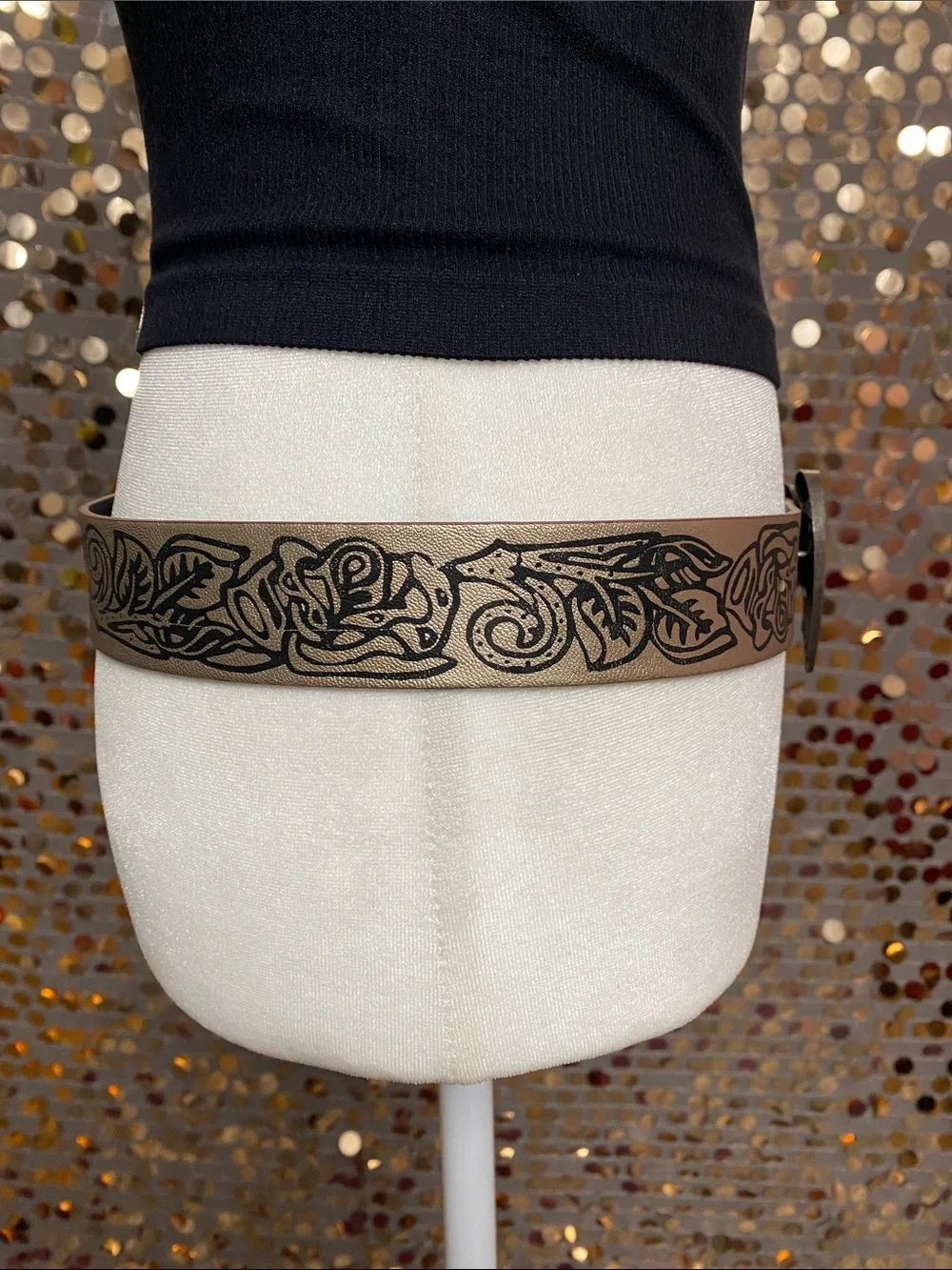Gold and black belt with red heart and silver wings buckle #477